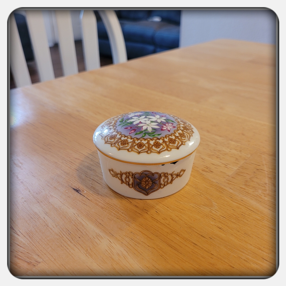 Elegant Floral Musical Trinket Box With Gold Accents